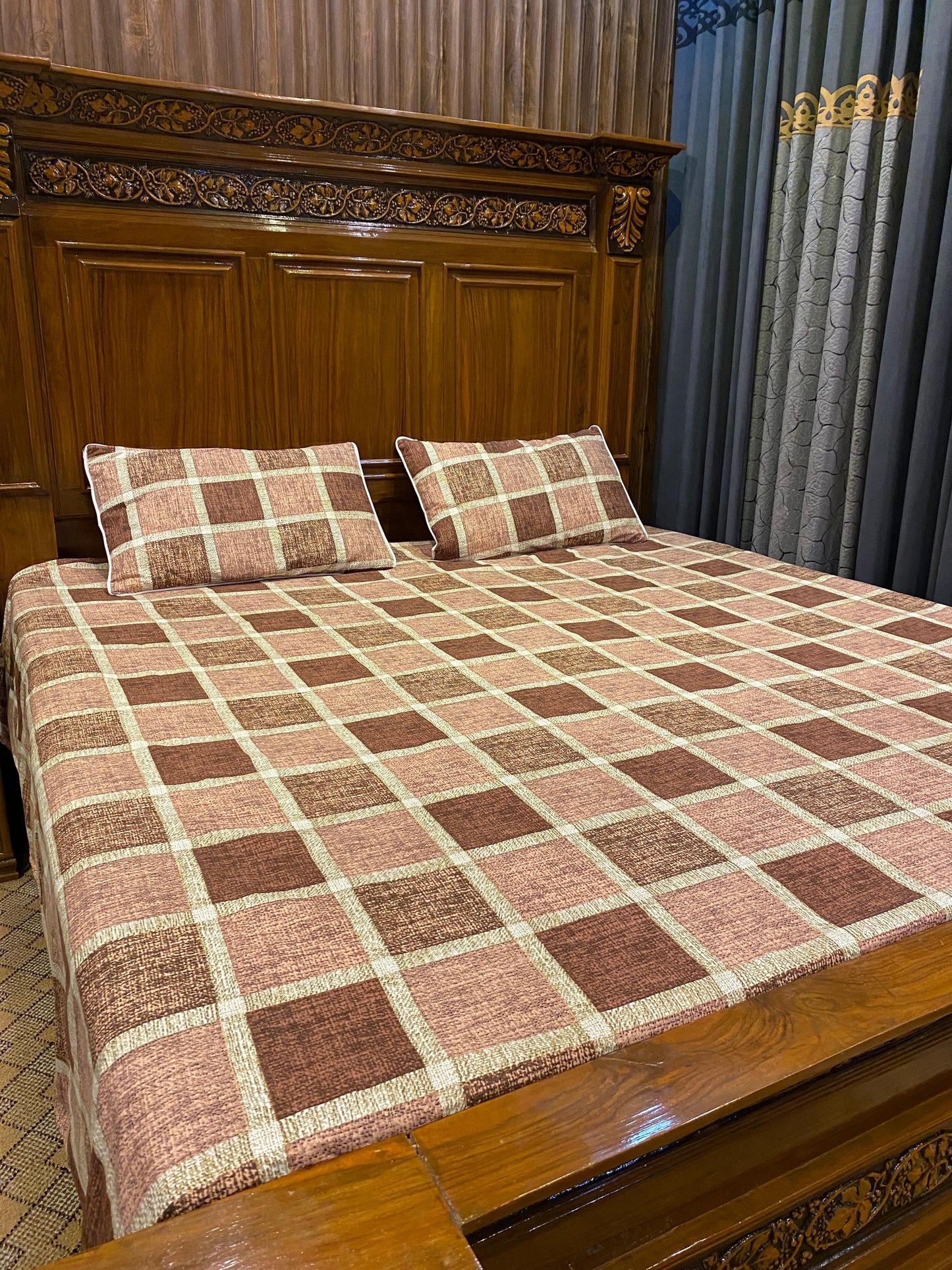 100% Orignal Crystal Cotton King Size Bedsheet Set (3-Piece)