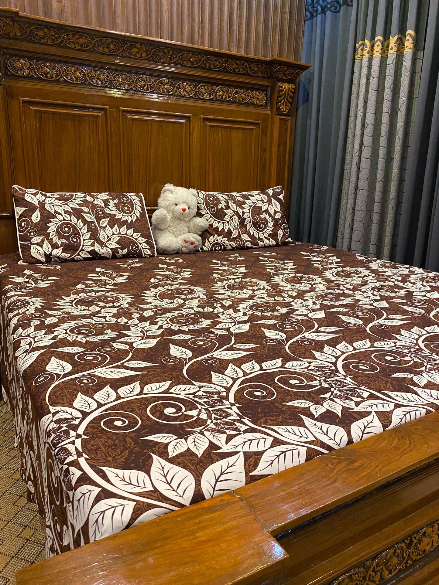 100% Orignal Crystal Cotton King Size Bedsheet Set (3-Piece)